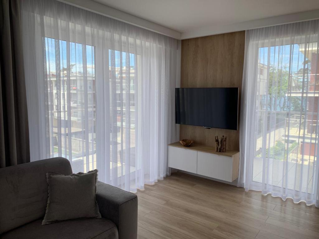 Apartament NADMORSKI z Basenem Klifowa Rewal Zewnętrze zdjęcie